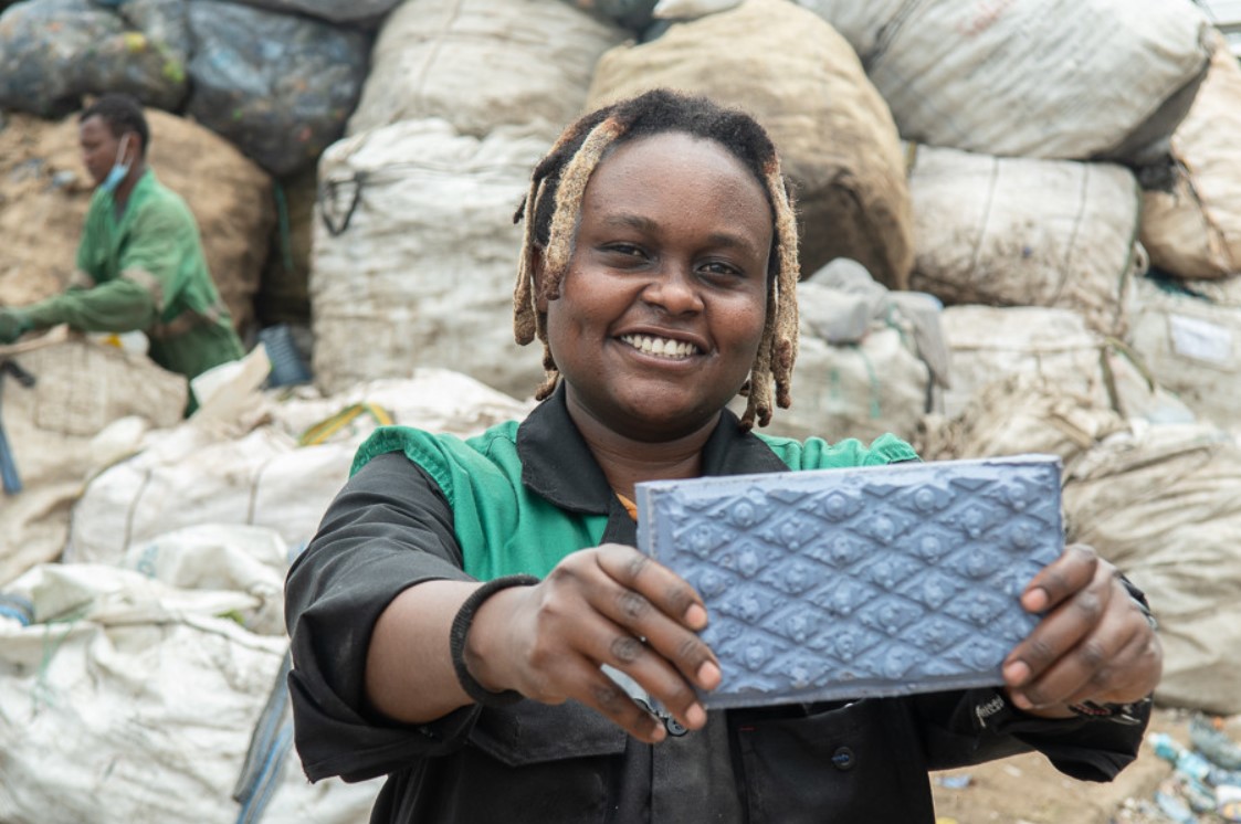 Meet the Woman Who Turned Plastic into Paving, Got Awarded by UN